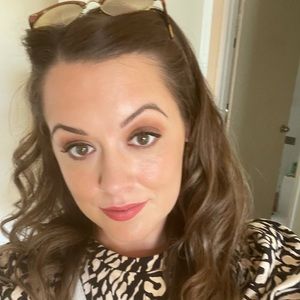 Meet your Posher, Lauren